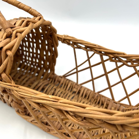 Vintage Wicker Wine Bottle Holder Natural Rattan Cane Caddy Pourer Boho Bar - Picture 10 of 10